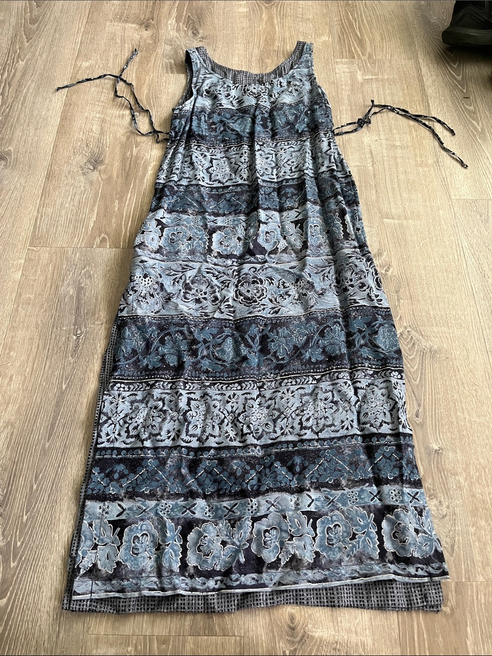 Casual Corner Blue and Gray Floral Maxi Dress Vintage 90s